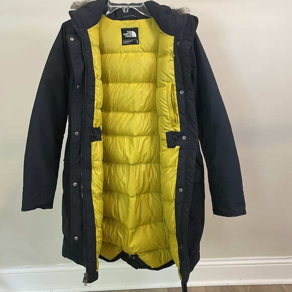 The North Face Women’s Hyvent Winter Down Black Parka - Picture 3 of 12